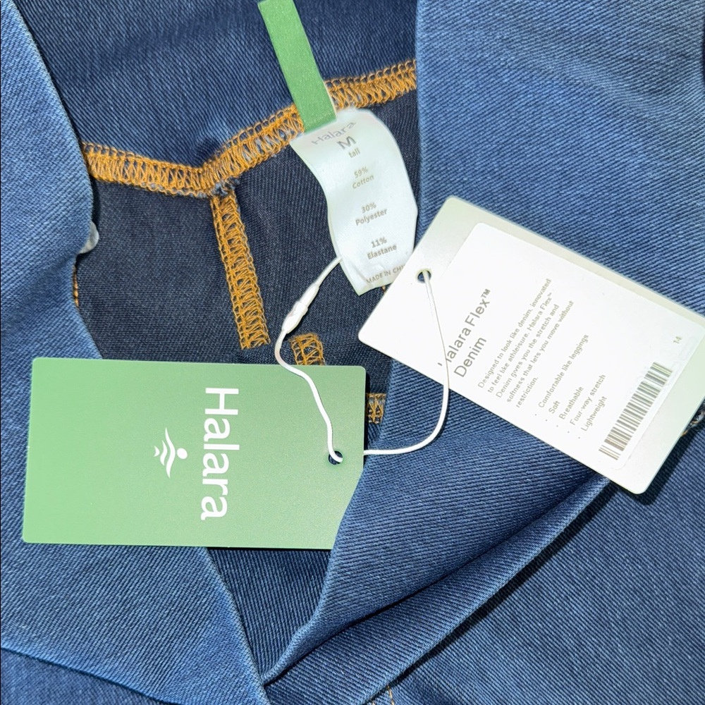 NWT HALARA Dark Blue Flare Jeans with High Waist - Picture 2 of 8